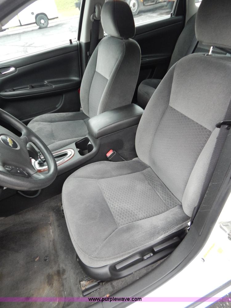 image for item G3333 2008 Chevrolet Impala LS