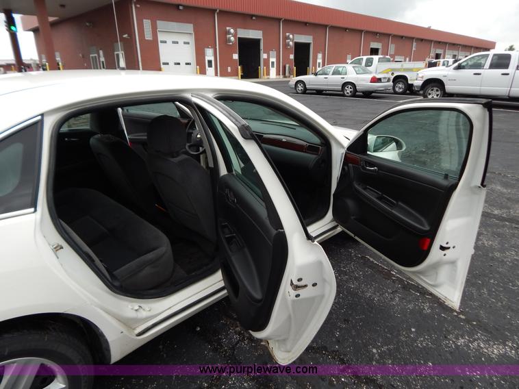 image for item G3335 2007 Chevrolet Impala LS