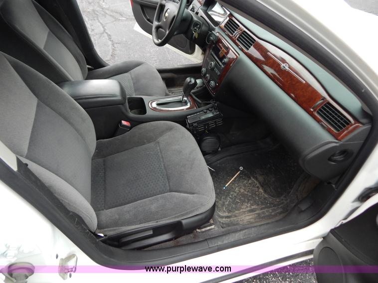 image for item G3335 2007 Chevrolet Impala LS