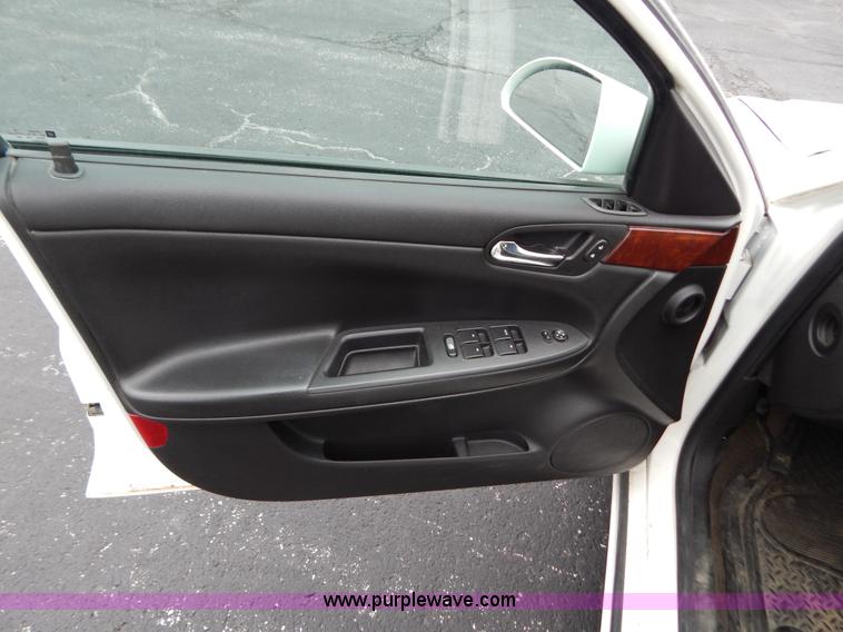 image for item G3335 2007 Chevrolet Impala LS