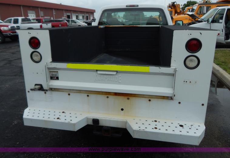 image for item G3337 2009 Ford F250 XL utility truck