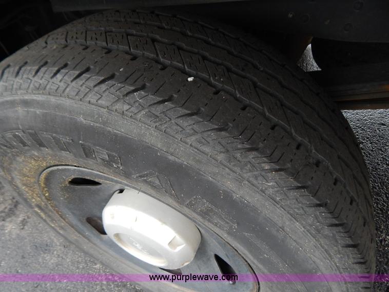 image for item G3337 2009 Ford F250 XL utility truck