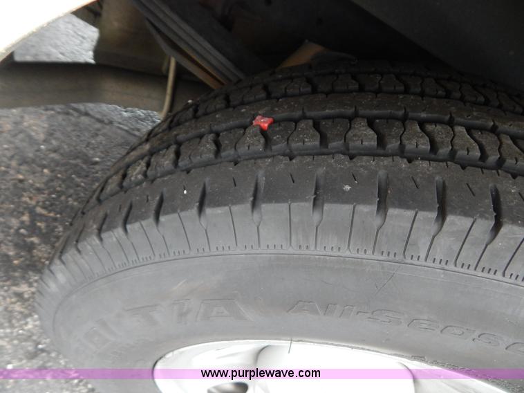 image for item G3337 2009 Ford F250 XL utility truck