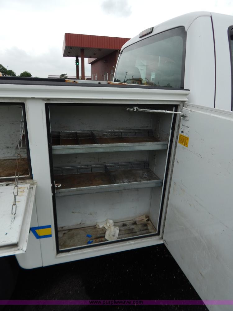 image for item G3337 2009 Ford F250 XL utility truck