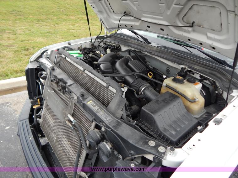 image for item G3337 2009 Ford F250 XL utility truck