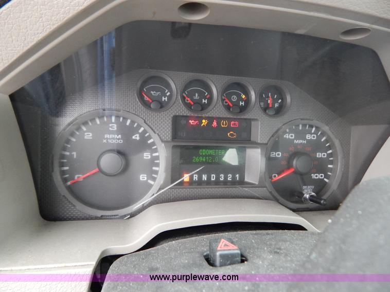 image for item G3337 2009 Ford F250 XL utility truck