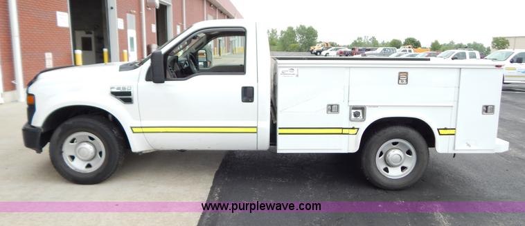image for item G3338 2008 Ford F250 utility truck