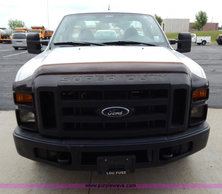 image for item G3338 2008 Ford F250 utility truck