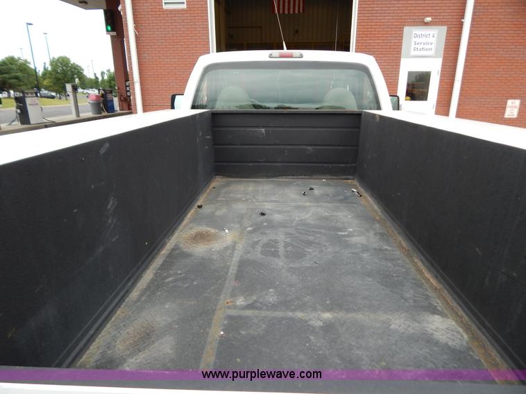 image for item G3338 2008 Ford F250 utility truck