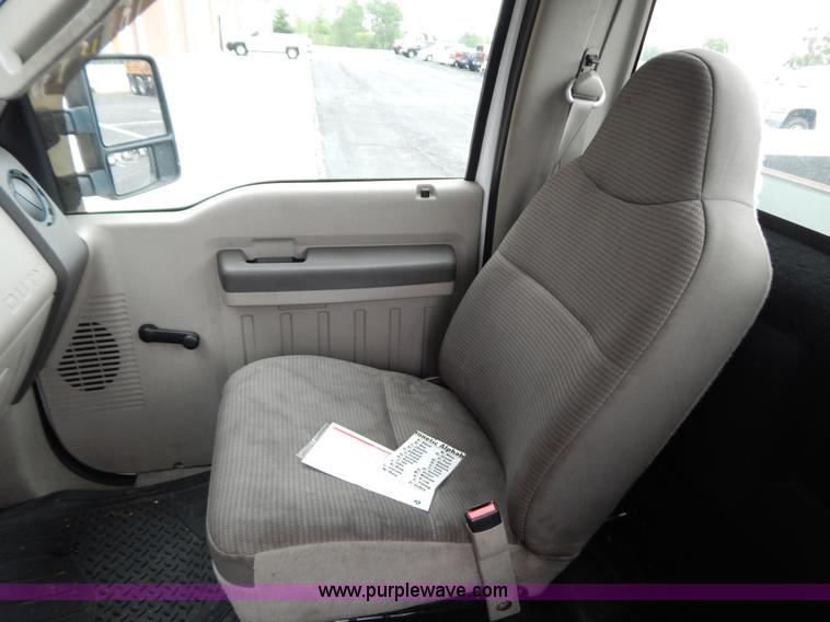 image for item G3338 2008 Ford F250 utility truck