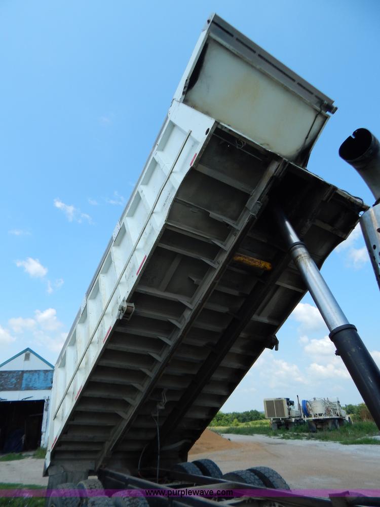 image for item G3367 18' aluminum dump bed