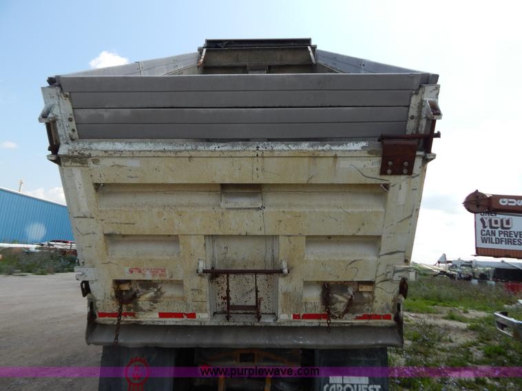 image for item G3367 18' aluminum dump bed