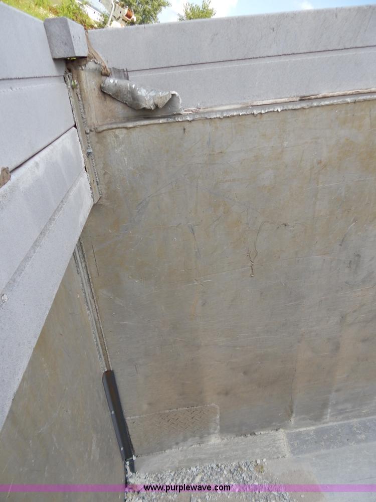 image for item G3367 18' aluminum dump bed