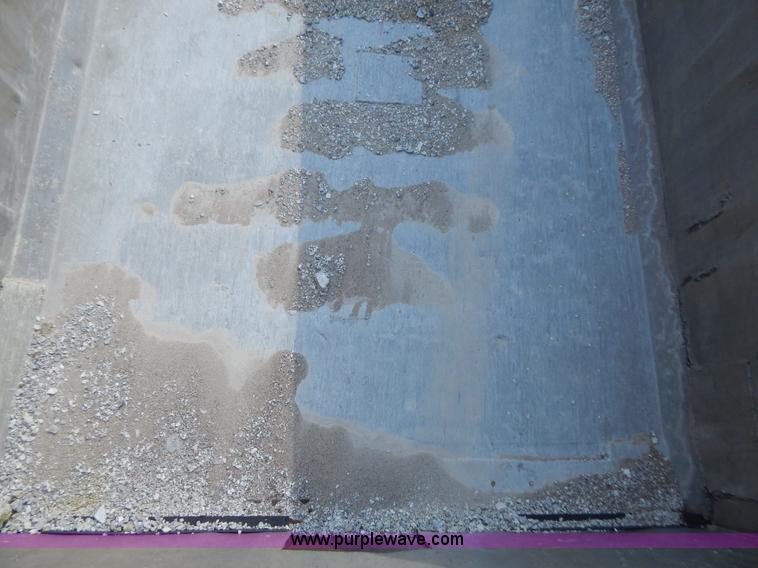 image for item G3367 18' aluminum dump bed