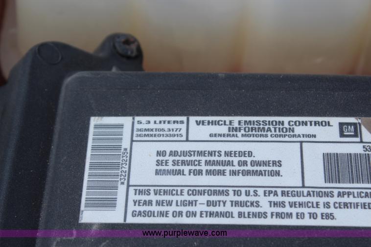 image for item G5311 2003 Chevrolet Silverado 1500 Extended Cab pickup truck