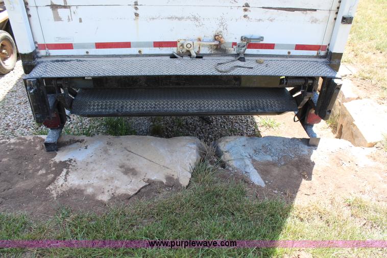 image for item G5386 2006 Smyrna cargo box