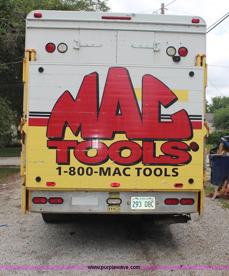 image for item G5388 1990 Grumman P30 step van