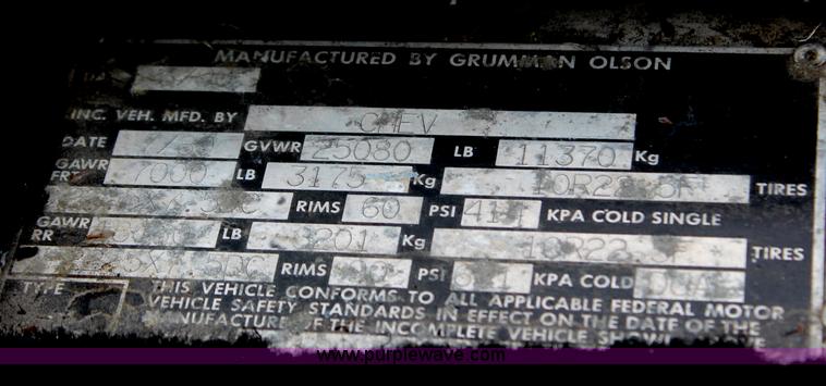 image for item G5388 1990 Grumman P30 step van