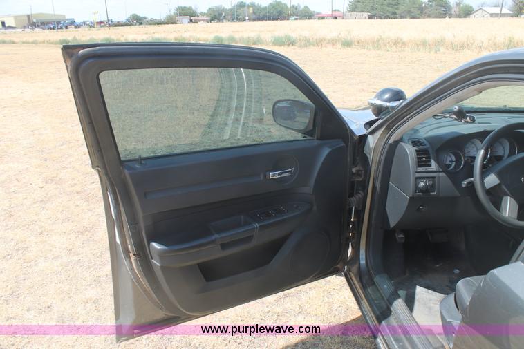 image for item G5764 2009 Dodge Charger SE