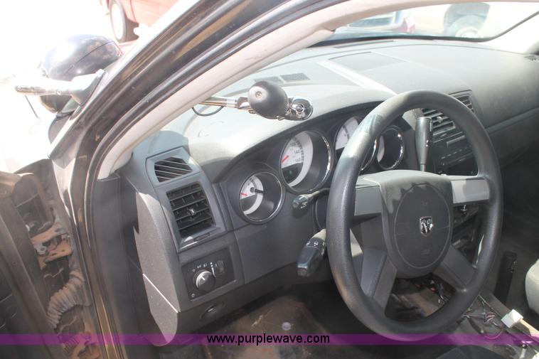 image for item G5764 2009 Dodge Charger SE