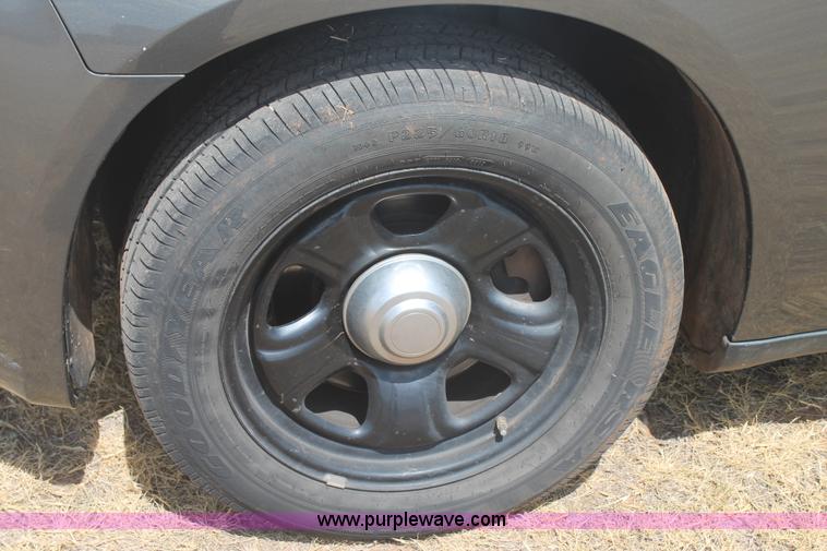 image for item G5764 2009 Dodge Charger SE