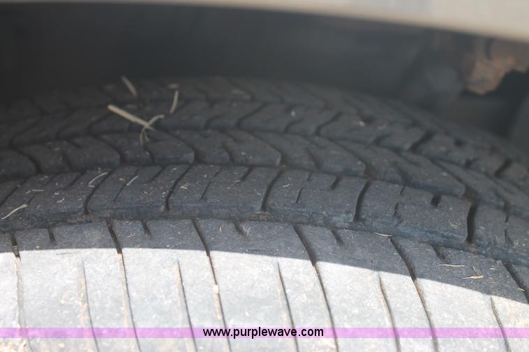 image for item G5764 2009 Dodge Charger SE