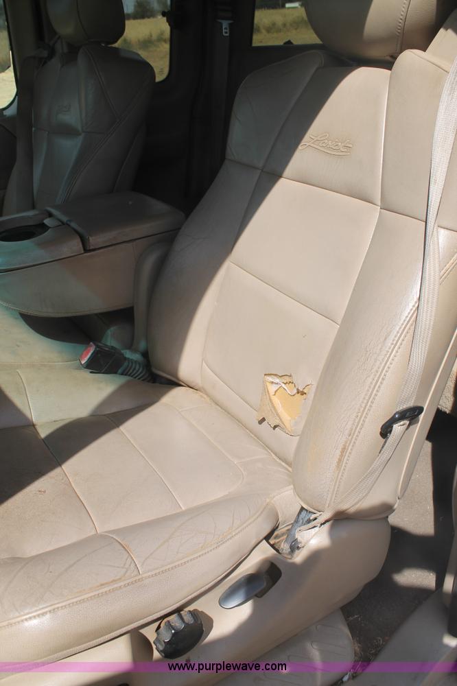 image for item G5766 2002 Ford F150 Lariat SuperCab pickup truck