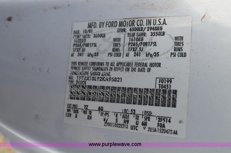 image for item G5766 2002 Ford F150 Lariat SuperCab pickup truck