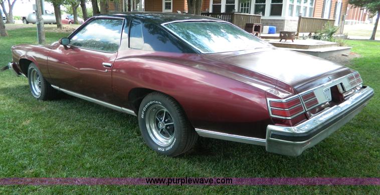 image for item G7541 1976 Pontiac Grand LeMans