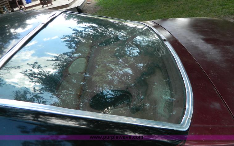 image for item G7541 1976 Pontiac Grand LeMans