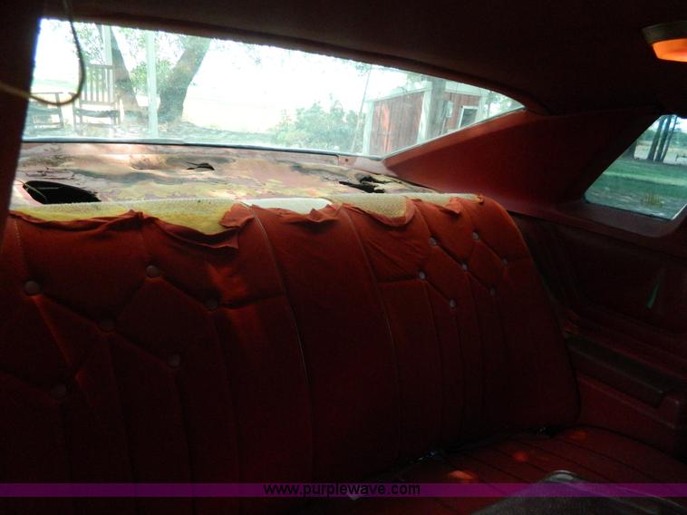 image for item G7541 1976 Pontiac Grand LeMans