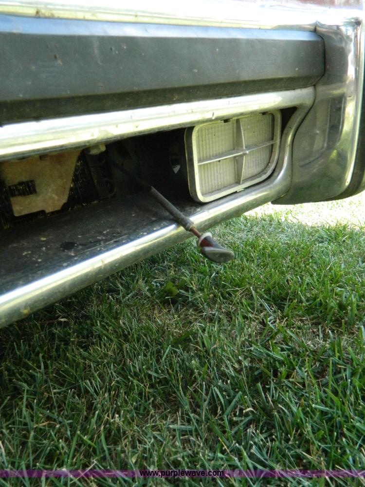 image for item G7541 1976 Pontiac Grand LeMans