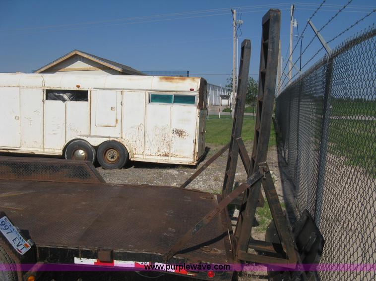 image for item H6480 2002 PJ tandem axle flatbed trailer