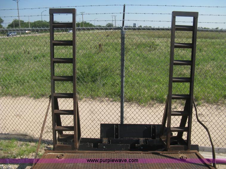 image for item H6480 2002 PJ tandem axle flatbed trailer