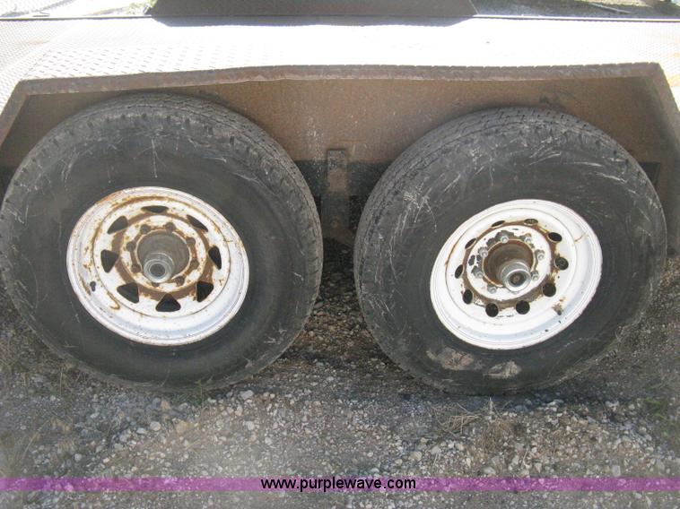 image for item H6480 2002 PJ tandem axle flatbed trailer