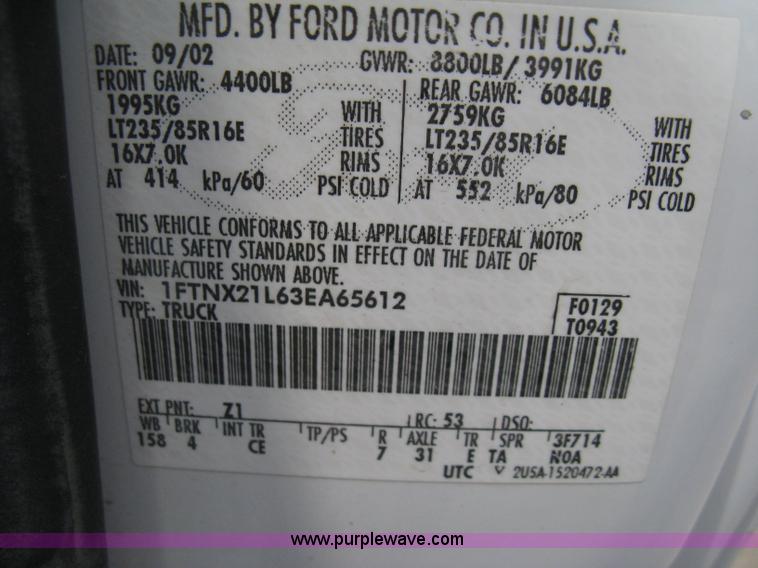 image for item H6484 2003 Ford F250 Super Duty XL SuperCab pickup truck