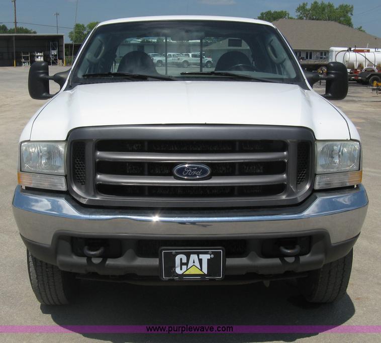 image for item H6485 2004 Ford F250 Super Duty XL SuperCab pickup truck