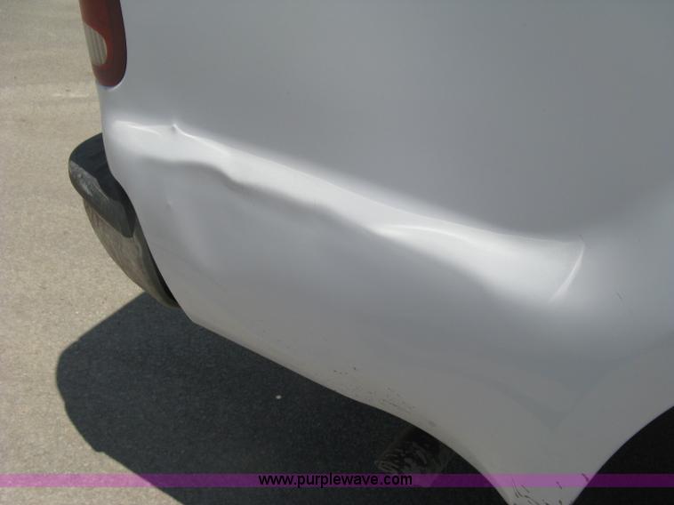 image for item H6485 2004 Ford F250 Super Duty XL SuperCab pickup truck