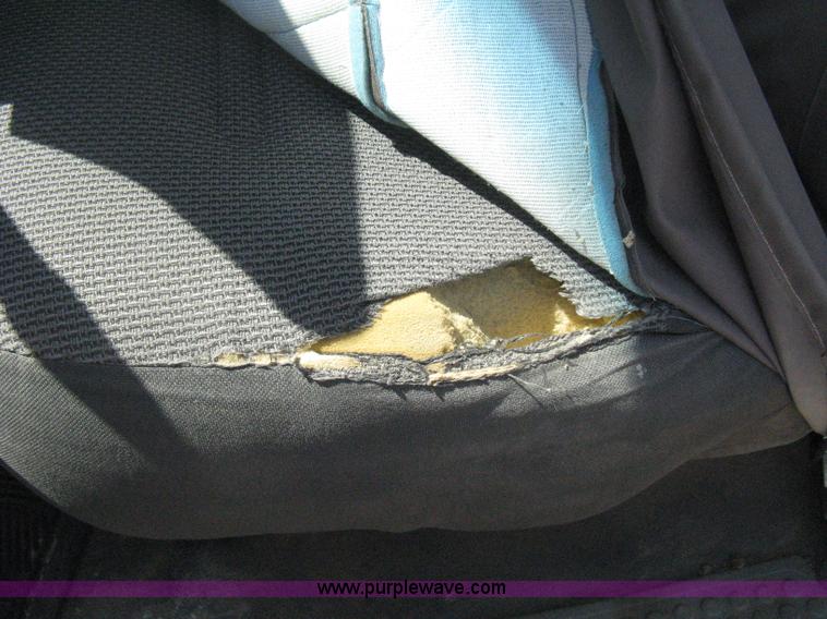 image for item H6487 2003 Ford F250 Super Duty XL SuperCab pickup truck