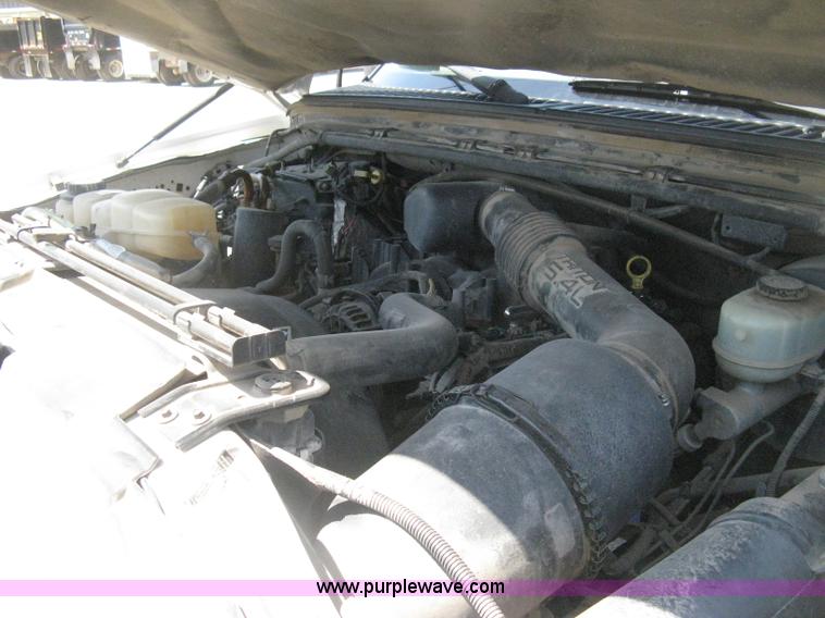 image for item H6487 2003 Ford F250 Super Duty XL SuperCab pickup truck