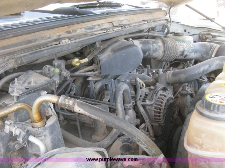 image for item H6487 2003 Ford F250 Super Duty XL SuperCab pickup truck