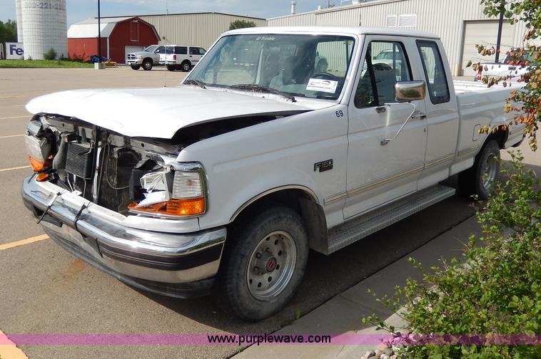 image for item I4446 1996 Ford F150 XLT SuperCab pickup truck