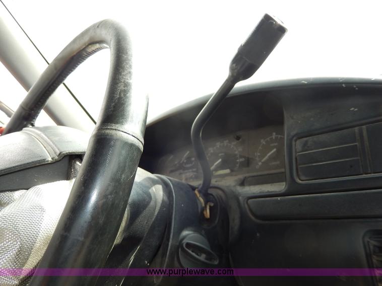 image for item I4446 1996 Ford F150 XLT SuperCab pickup truck