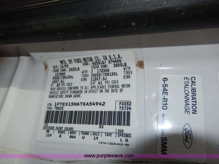 image for item I4446 1996 Ford F150 XLT SuperCab pickup truck