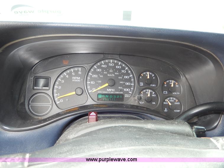 image for item I4451 1999 Chevrolet Silverado 1500 LS Extended Cab pickup truck