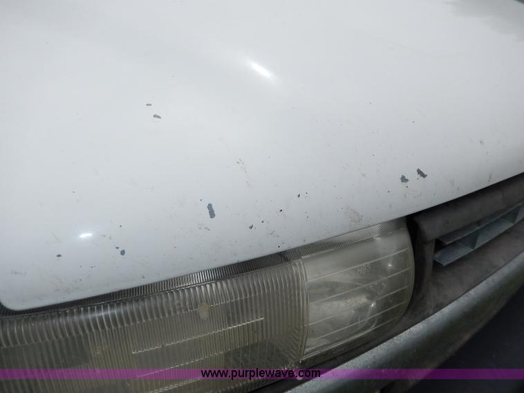 image for item I4451 1999 Chevrolet Silverado 1500 LS Extended Cab pickup truck