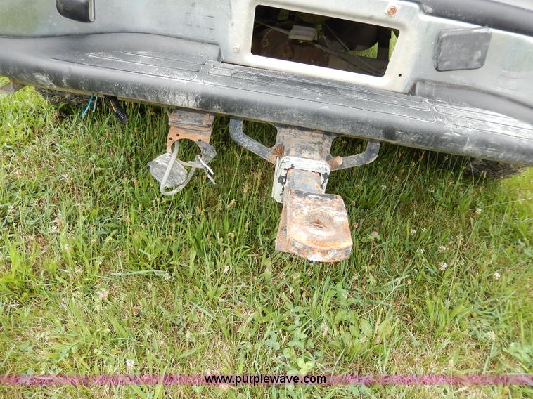 image for item I4451 1999 Chevrolet Silverado 1500 LS Extended Cab pickup truck