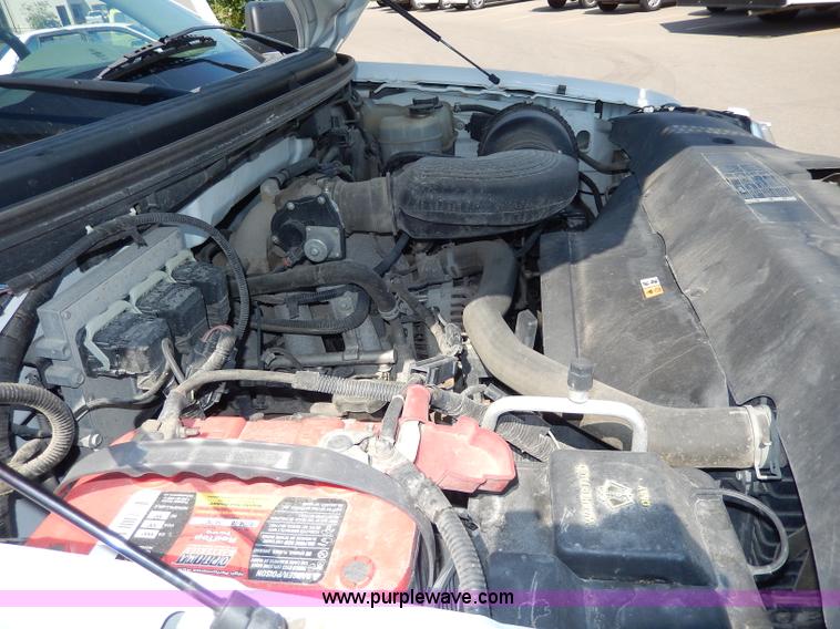 image for item I4472 2006 Ford F150 XL pickup truck