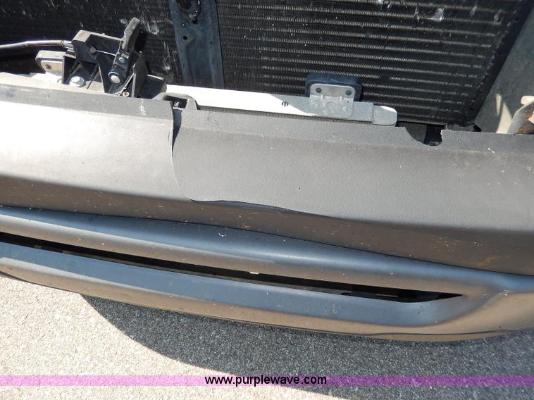 image for item I4472 2006 Ford F150 XL pickup truck