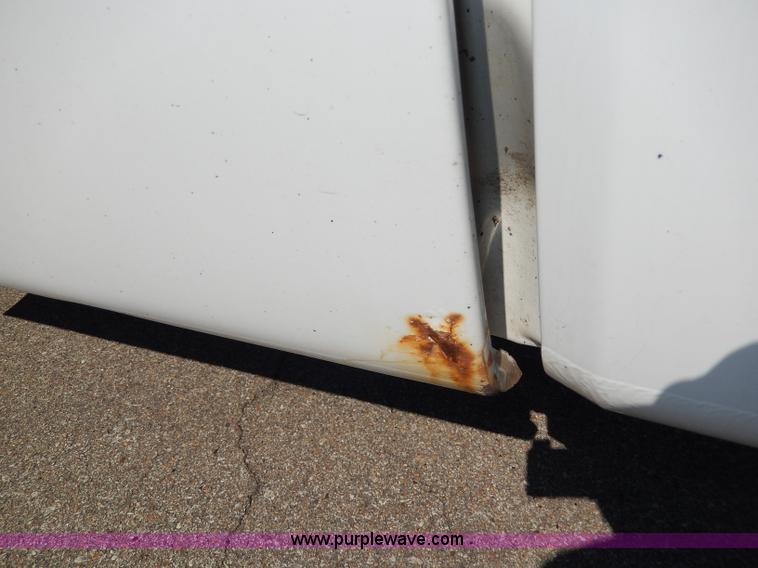 image for item I4472 2006 Ford F150 XL pickup truck